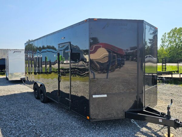 822IH 24' 102 Wide 8.6 Tall All Blacked out Homesteader