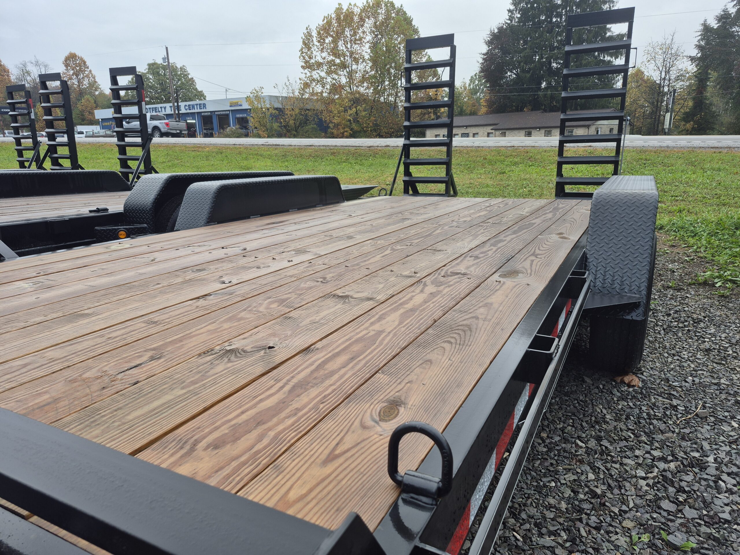 Quality 18' 15 k equipment trailer - Image 6