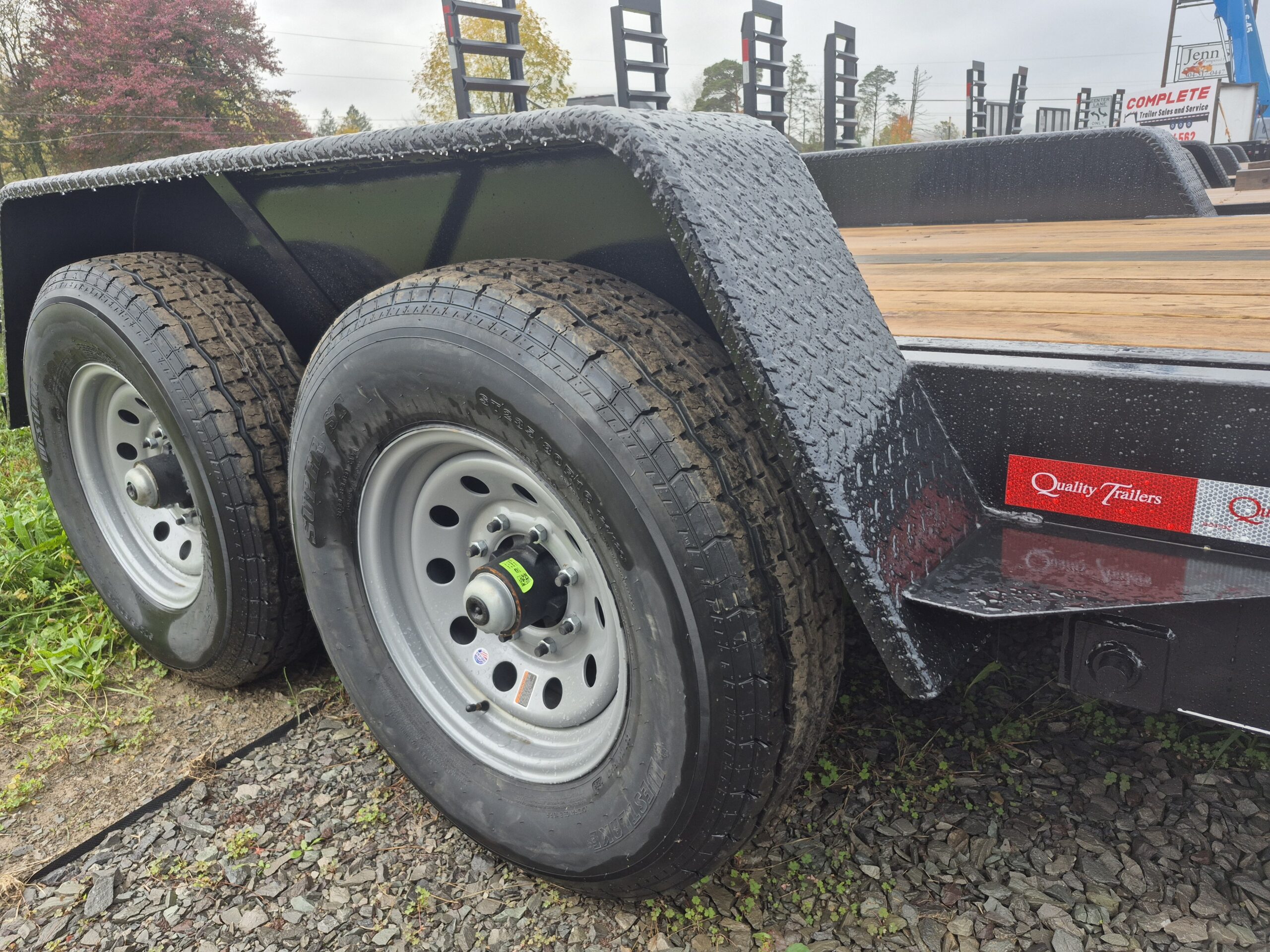 Quality 18' 15 k equipment trailer - Image 4